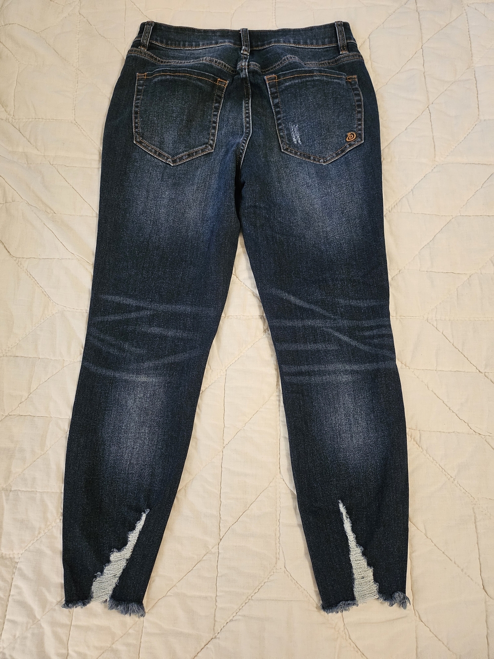 Indigo Rein  Distressed Curvy Jeans - Size S -28 - Picture 3 of 8